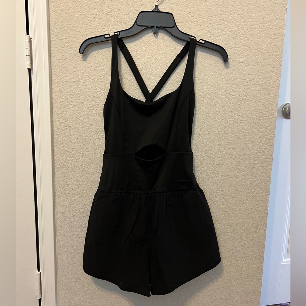 Amazon women’s righteous runsie size small